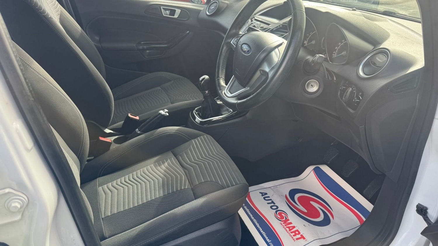 Used Ford Fiesta 2014 for sale - 76343811: Photo 8