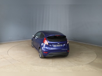 Used Ford Fiesta 2017 for sale - 75701437: Photo