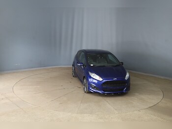 Used Ford Fiesta 2017 for sale - 75701437: Photo