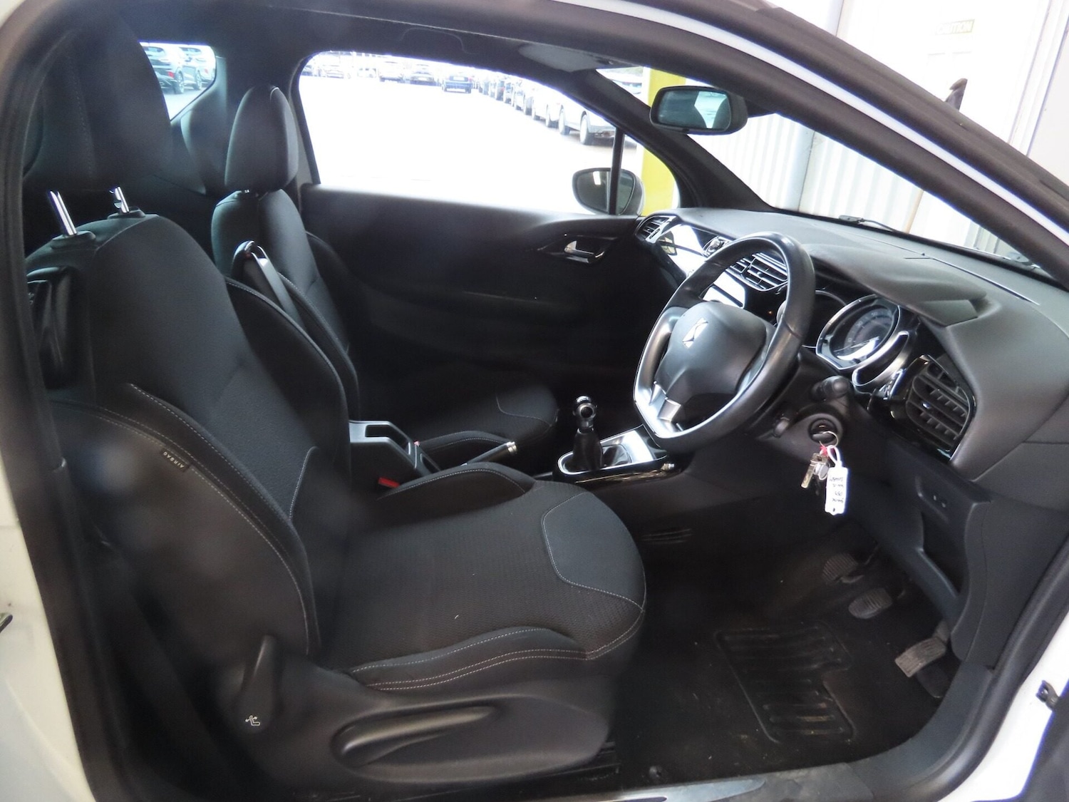 Used Citroen DS3 2014 for sale - 77568490: Photo 11