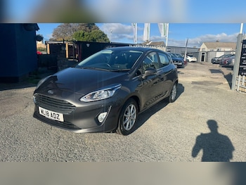 Used Ford Fiesta 2018 for sale - 76207597: Photo 2