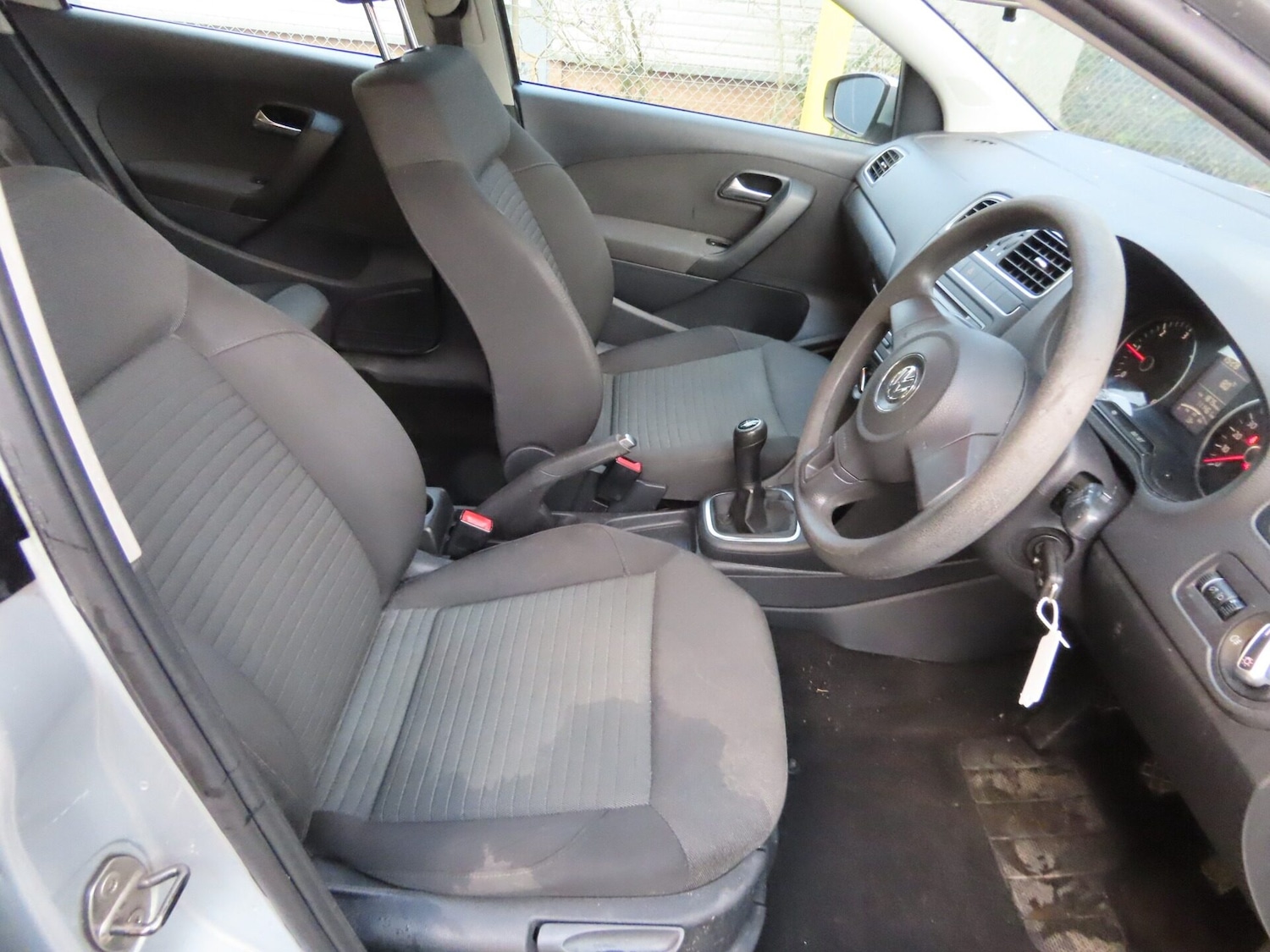 Used Volkswagen Polo 2011 for sale - 77323526: Photo 8