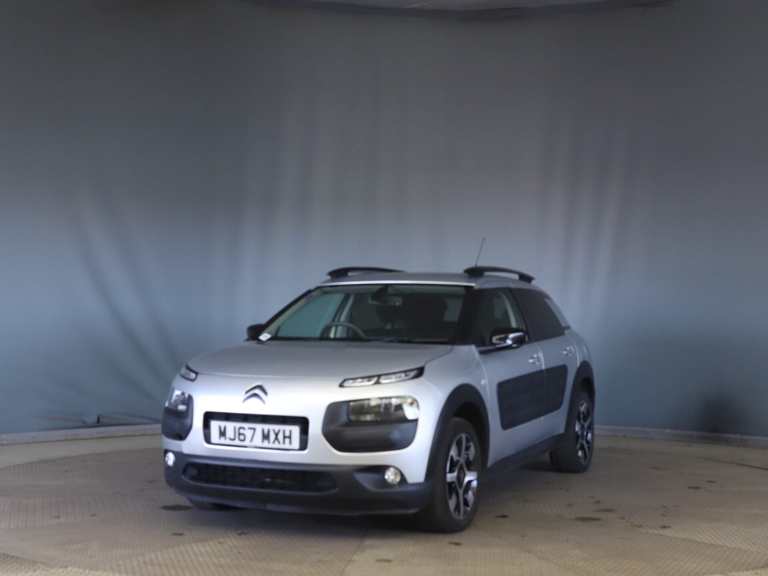 Used Citroen C4 Cactus 2017 for sale - 77947191: Photo 3