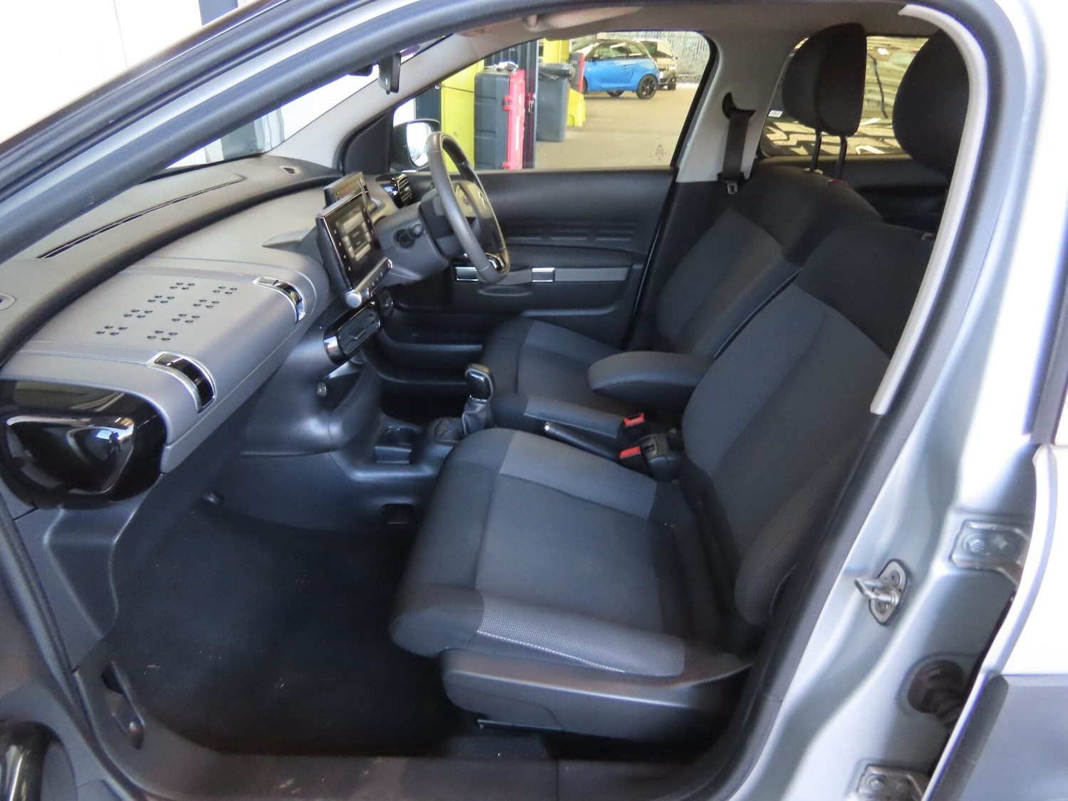 Used Citroen C4 Cactus 2017 for sale - 77947191: Photo 9