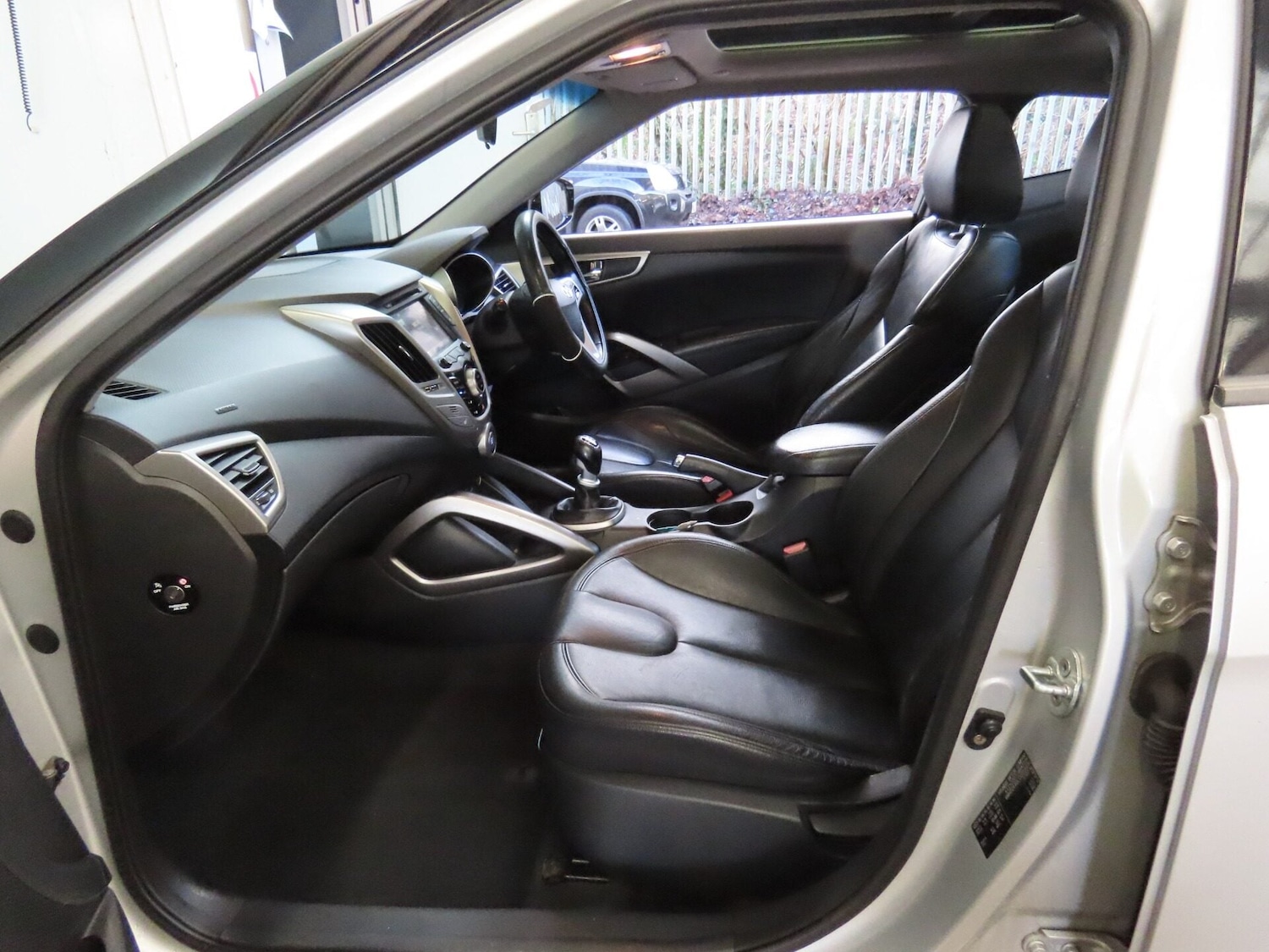 Used Hyundai Veloster 2012 for sale - 77490828: Photo 11