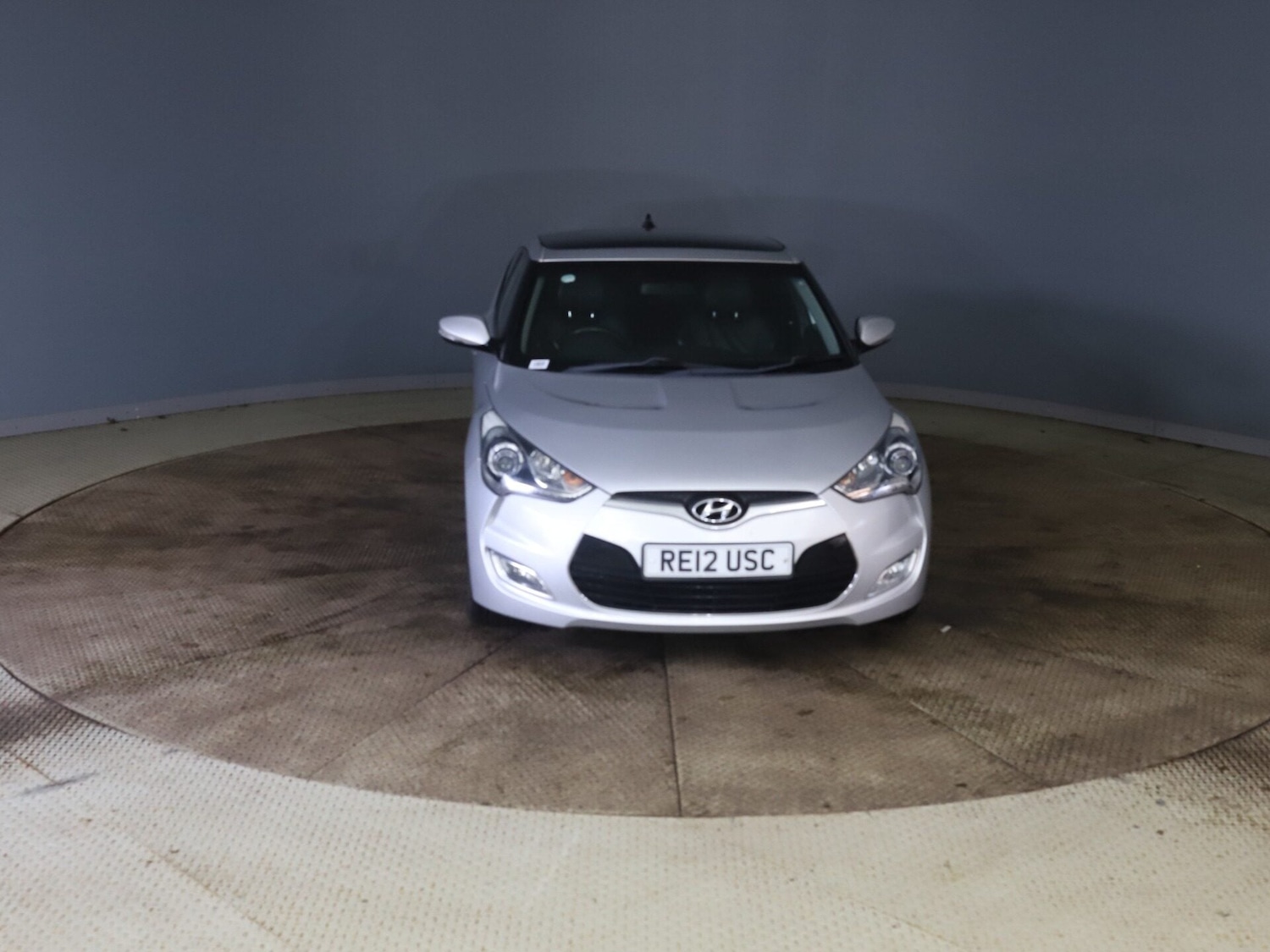 Used Hyundai Veloster 2012 for sale - 77490828: Photo 2