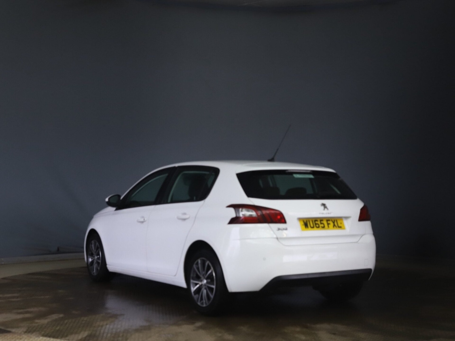 Used Peugeot 308 2015 for sale - 77490812: Photo 5