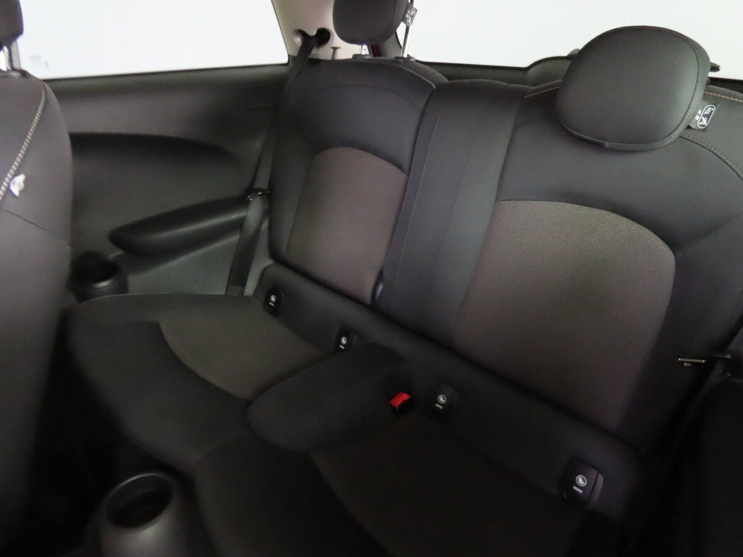 Used MINI Hatch 2015 for sale - 77947189: Photo 11