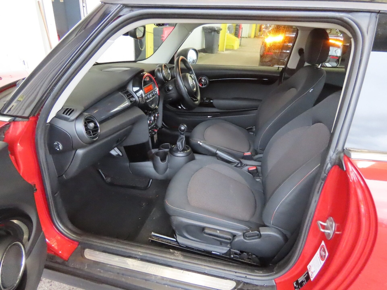 Used MINI Hatch 2015 for sale - 77947189: Photo 7