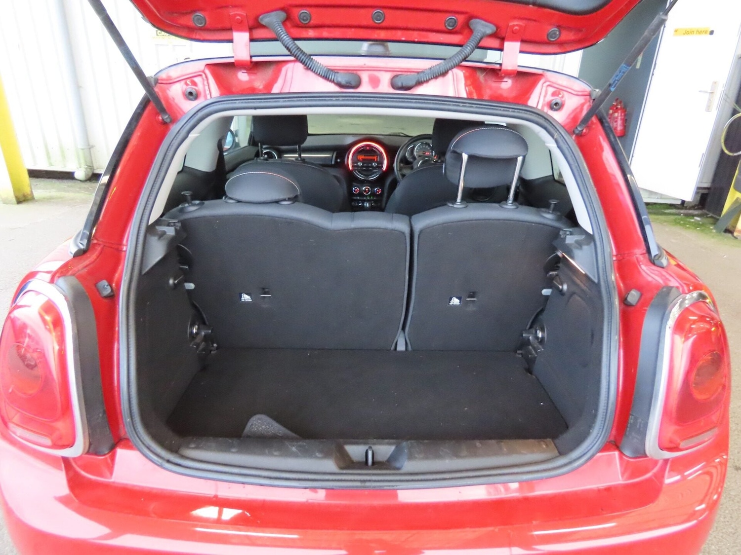 Used MINI Hatch 2015 for sale - 77947189: Photo 9