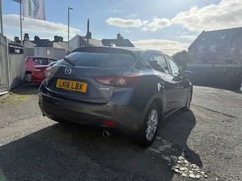 Used Mazda Mazda3 2016 for sale - 76207605: Photo 4