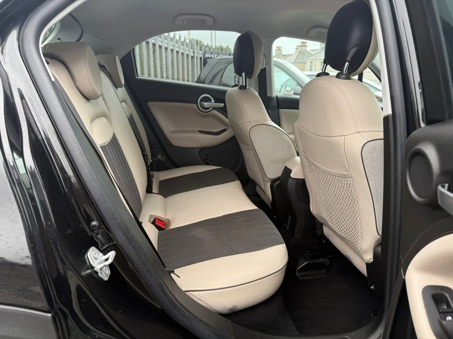 Used Fiat 500X 2016 for sale - 76682458: Photo 8