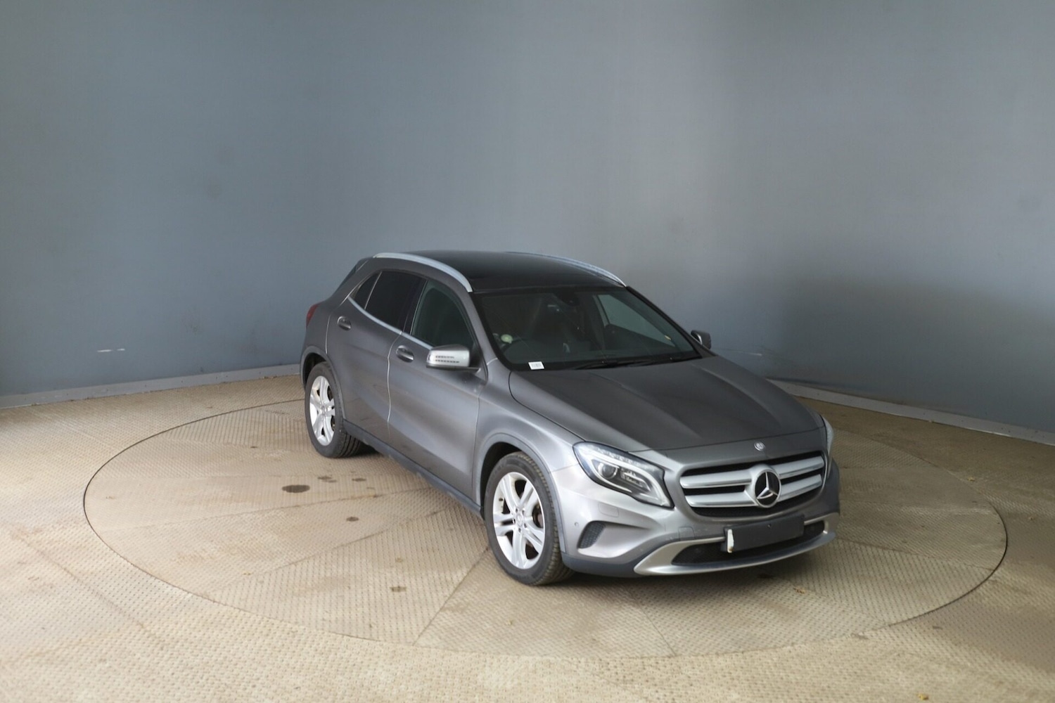 Used Mercedes-Benz GLA 2014 for sale - 76403332: Photo 1