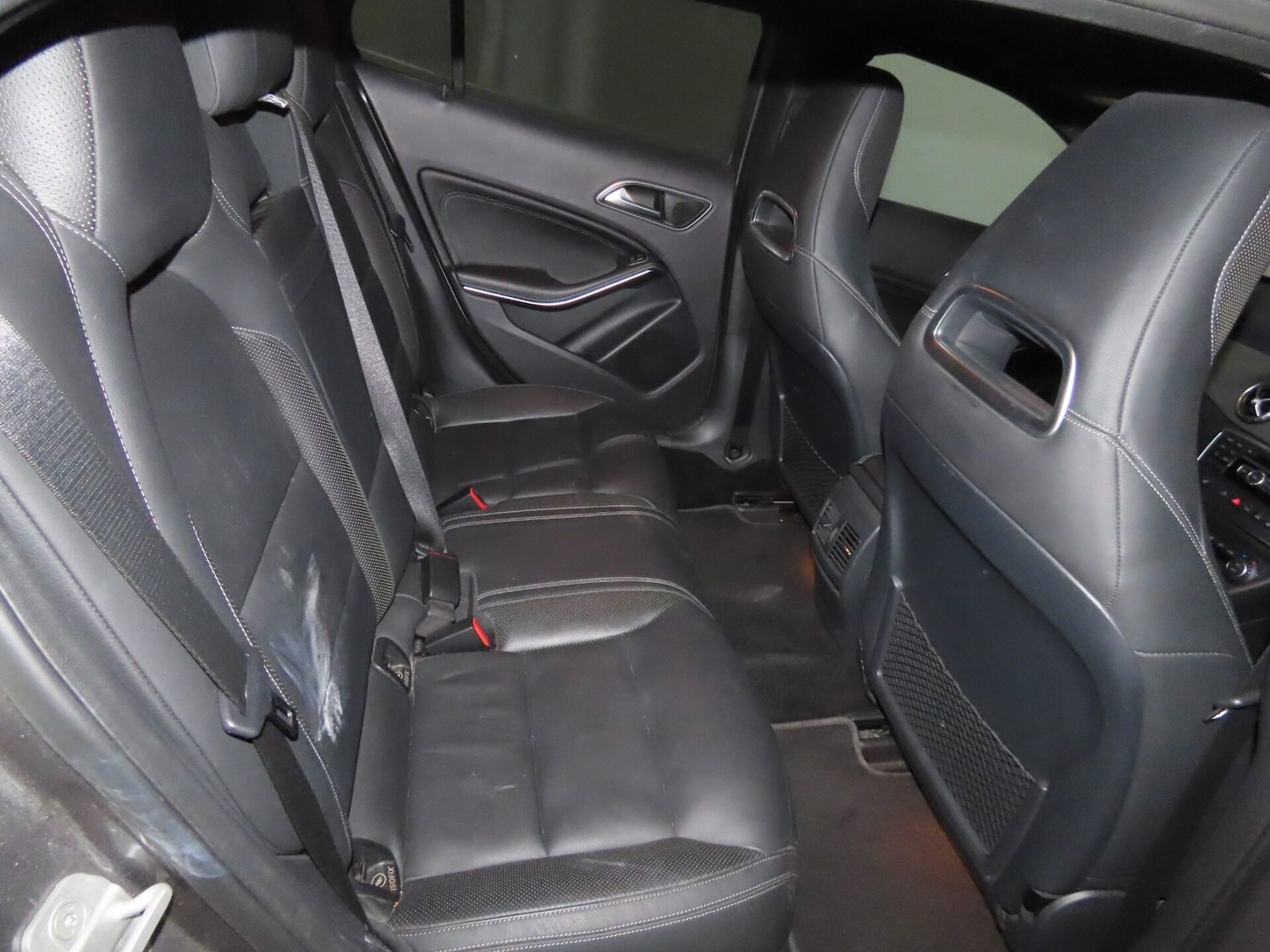 Used Mercedes-Benz GLA 2014 for sale - 76403332: Photo 8