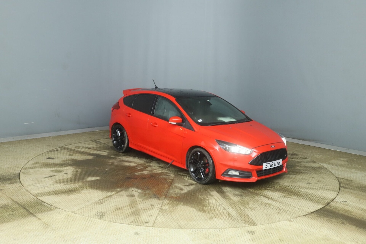 Used Ford Focus 2018 for sale - 77432713: Photo 1