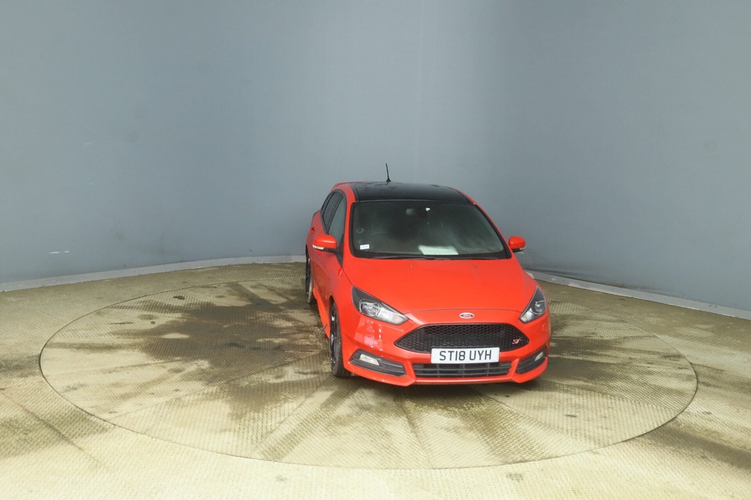 Used Ford Focus 2018 for sale - 77432713: Photo 2