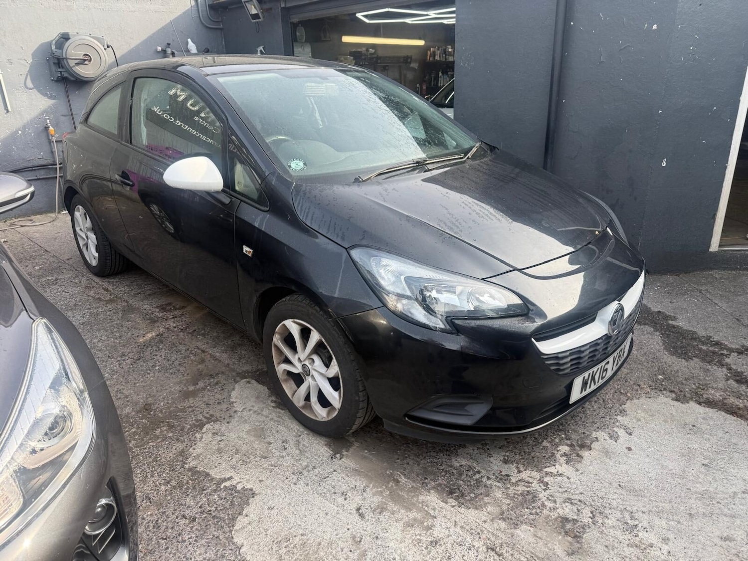 Used Vauxhall Corsa 2016 for sale - 77983646: Photo 1