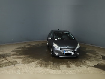 Used Peugeot 208 2012 for sale - 76969859: Photo