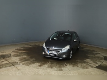 Used Peugeot 208 2012 for sale - 76969859: Photo