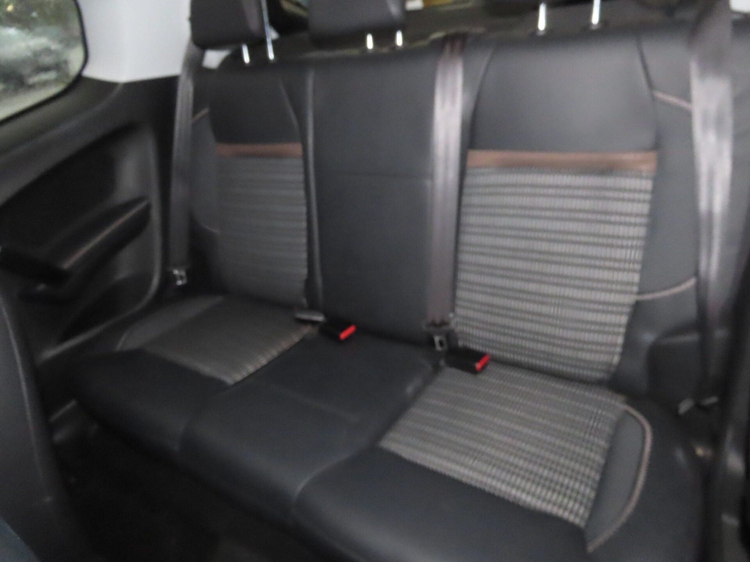 Used Peugeot 208 2012 for sale - 76969859: Photo 7