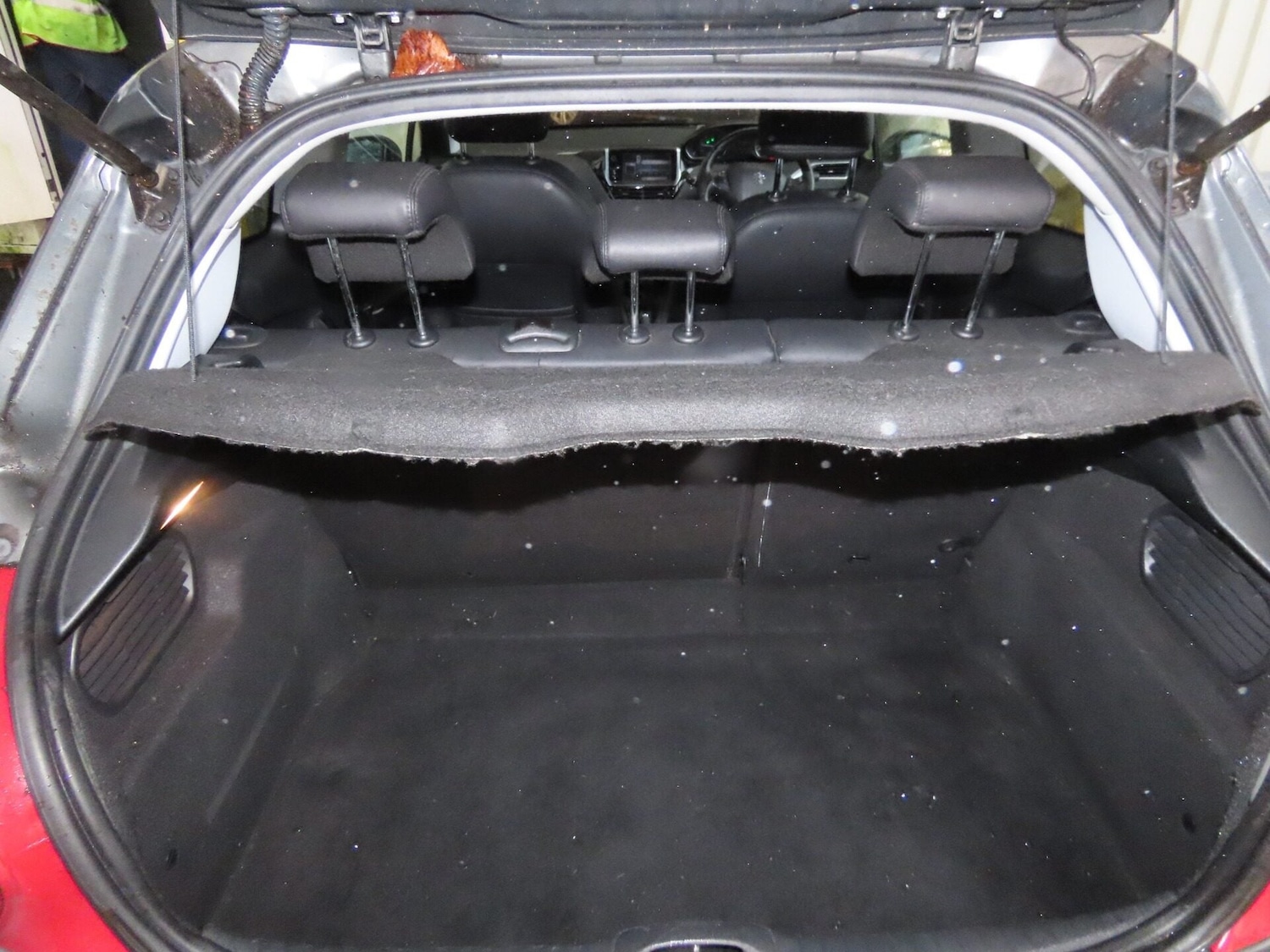 Used Peugeot 208 2012 for sale - 76969859: Photo 9