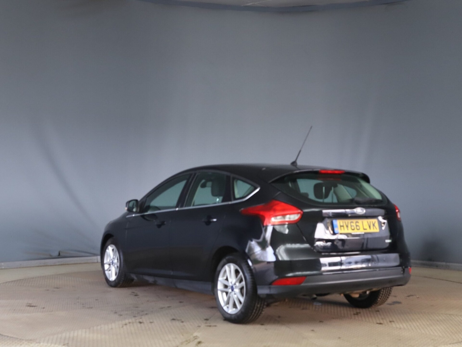 Used Ford Focus 2016 for sale - 78027272: Photo 5