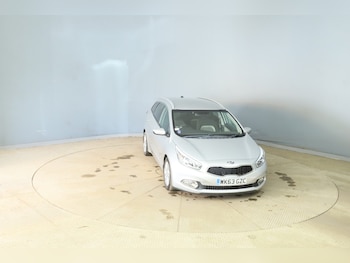 Used Kia Ceed 2013 for sale - 78642136: Photo