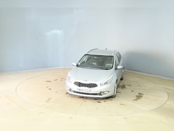 Used Kia Ceed 2013 for sale - 78642136: Photo