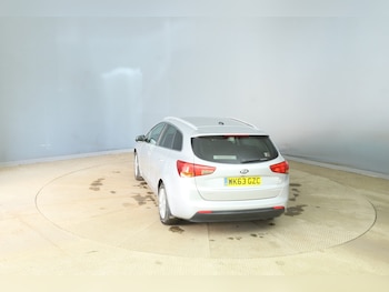 Used Kia Ceed 2013 for sale - 78642136: Photo
