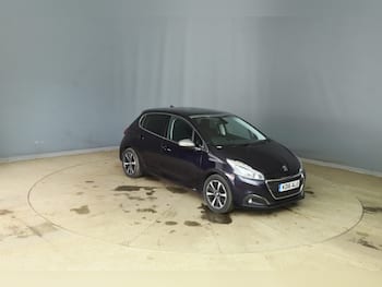 Used Peugeot 208 2016 for sale - 79872107: Photo