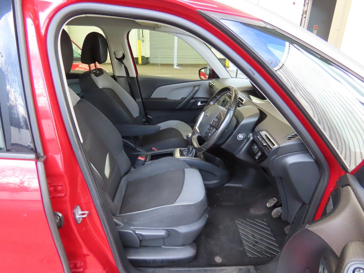 Used Citroen Grand C4 Picasso 2015 for sale - 77605427: Photo 10