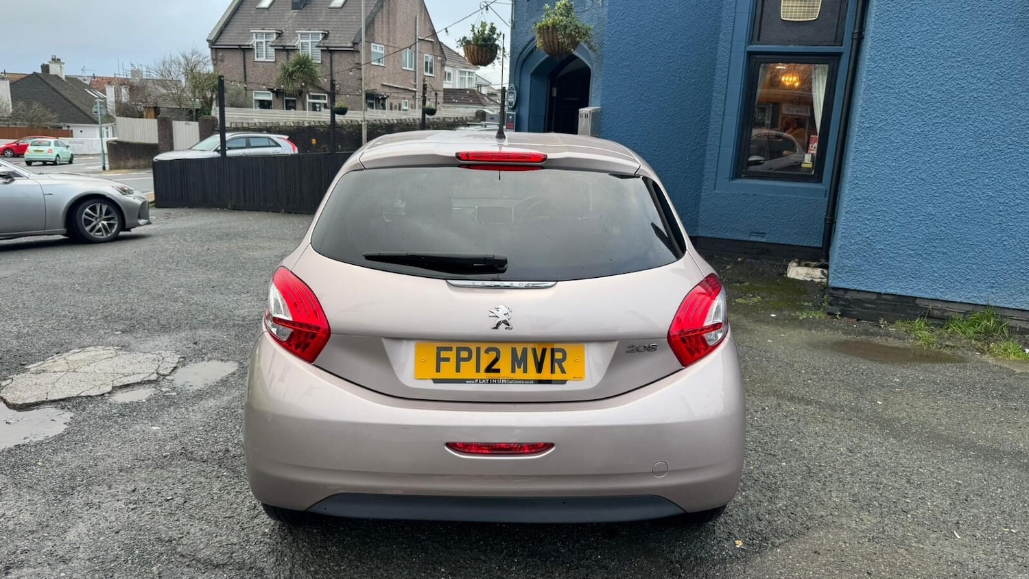 Used Peugeot 208 2012 for sale - 77268640: Photo 4