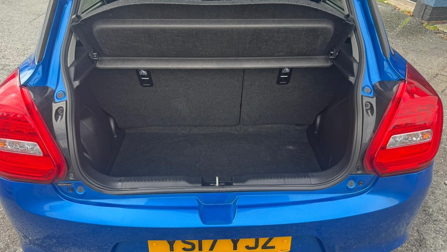 Used Suzuki Swift 2017 for sale - 76205811: Photo 8