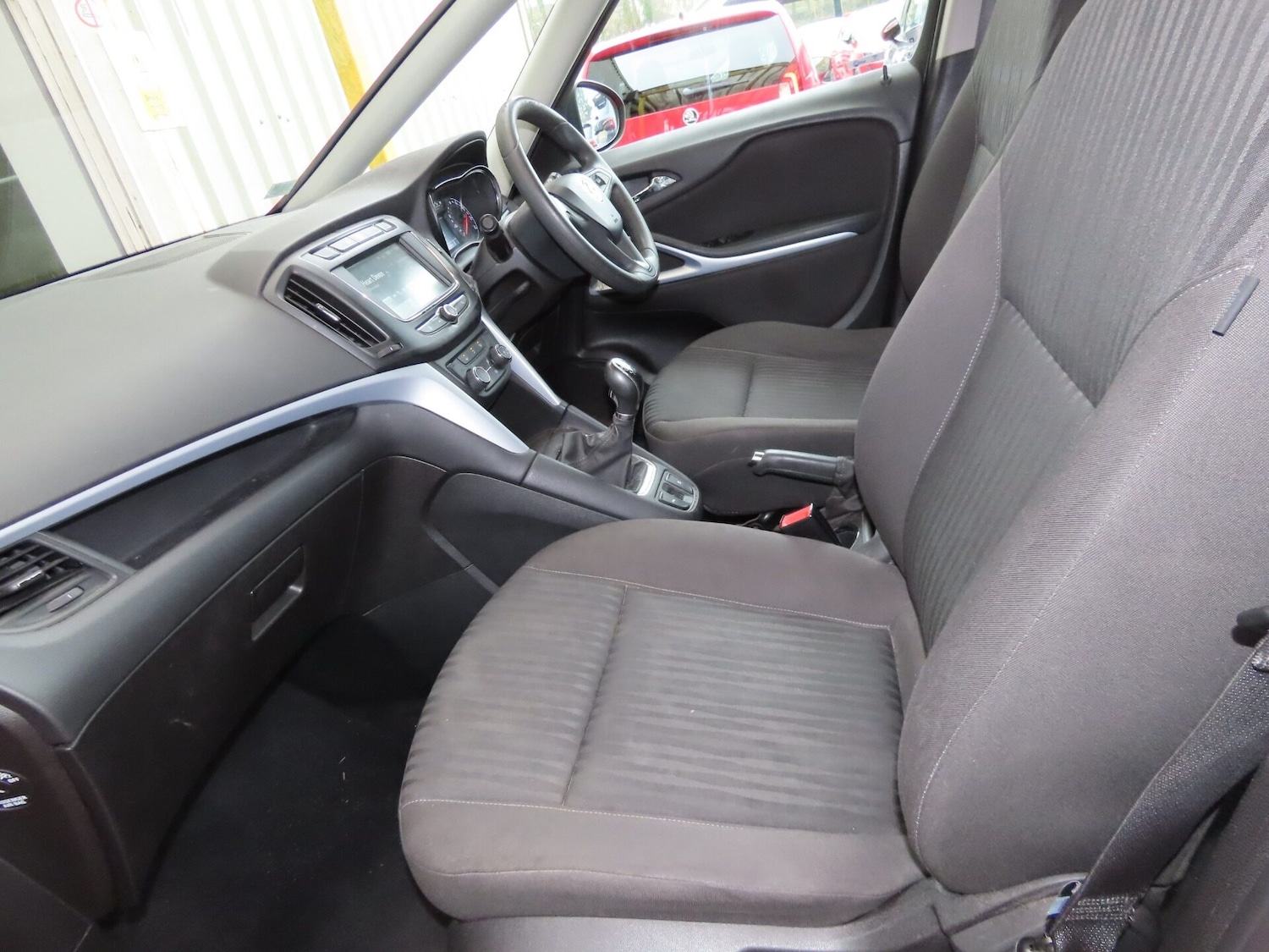 Used Vauxhall Zafira 2017 for sale - 77591570: Photo 11