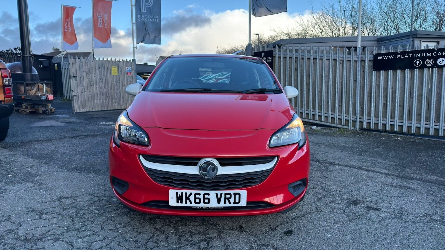 Used Vauxhall Corsa 2016 for sale - 77268647: Photo 2