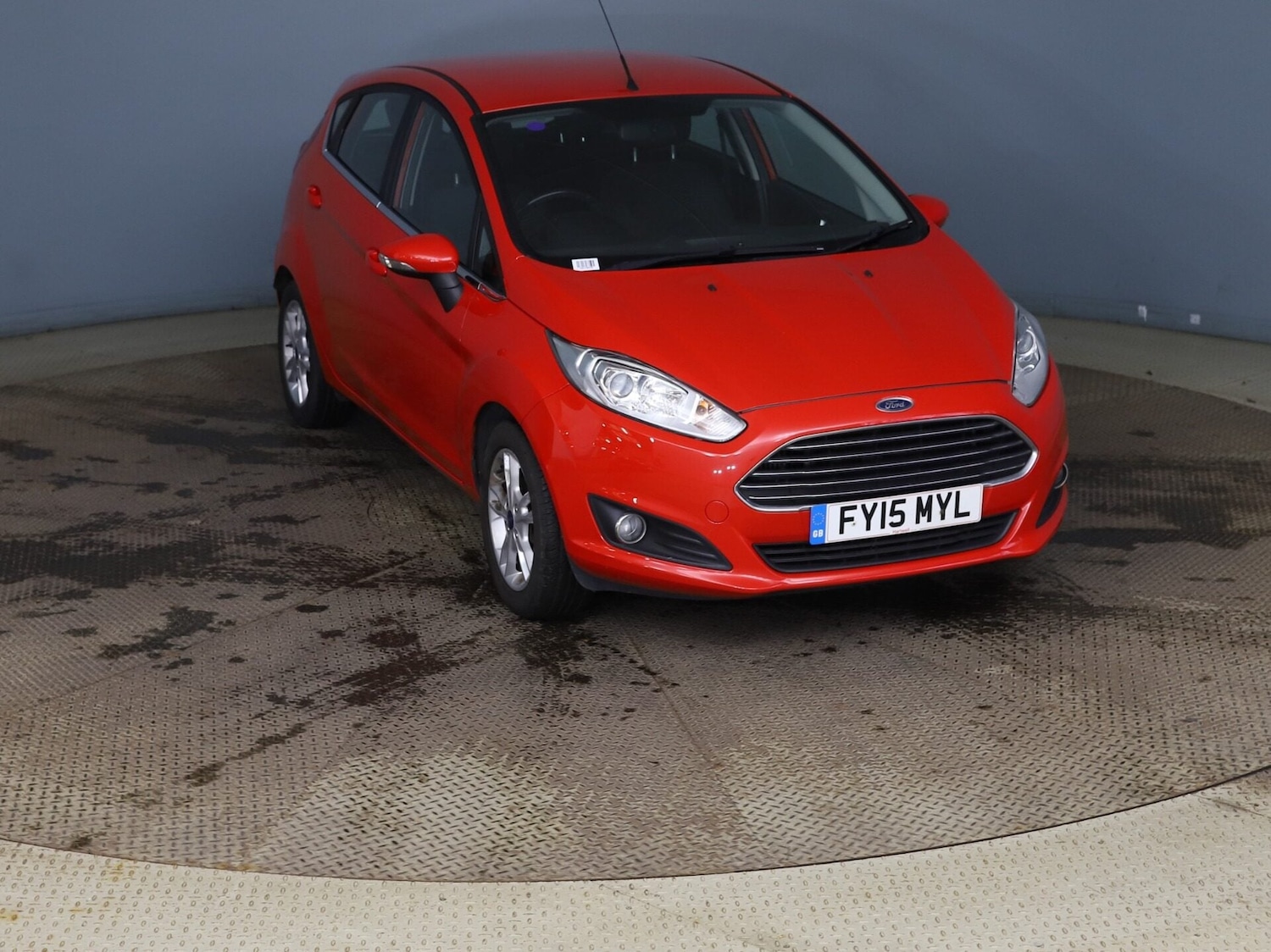 Used Ford Fiesta 2015 for sale - 77605414: Photo 2