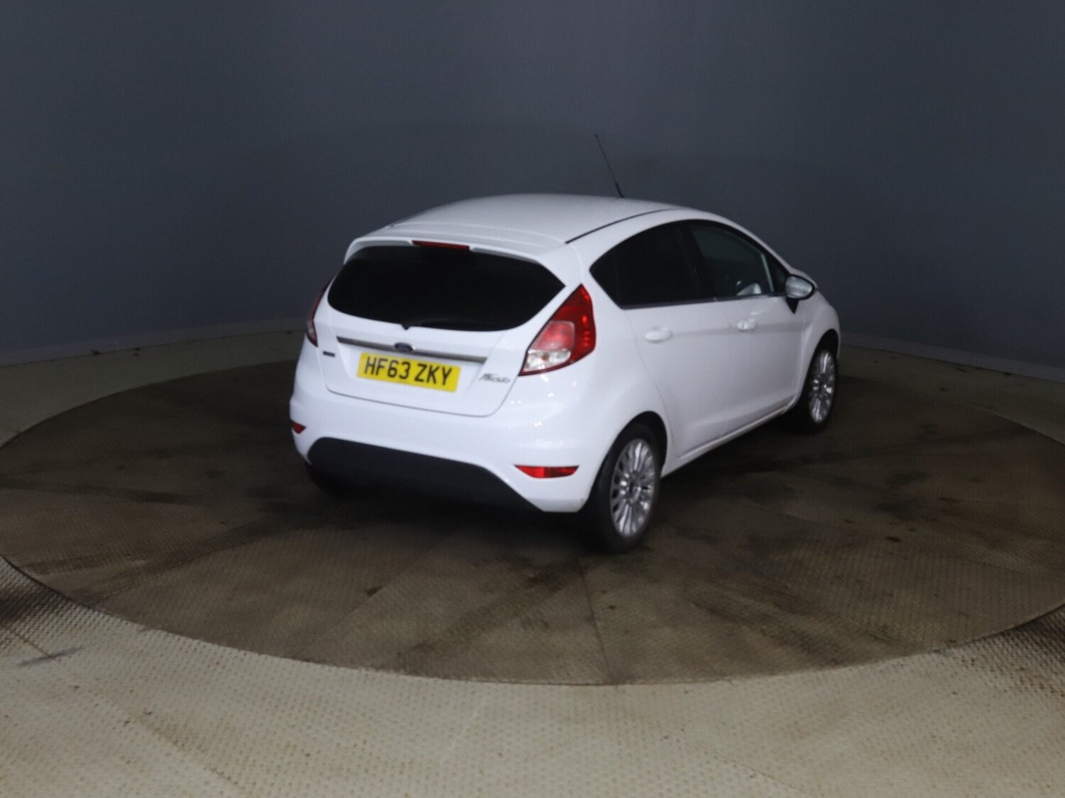 Used Ford Fiesta 2013 for sale - 77447673: Photo 6