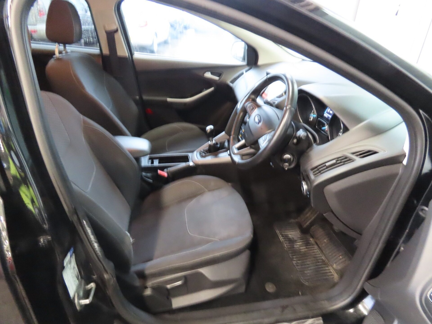 Used Ford Focus 2015 for sale - 77533817: Photo 10