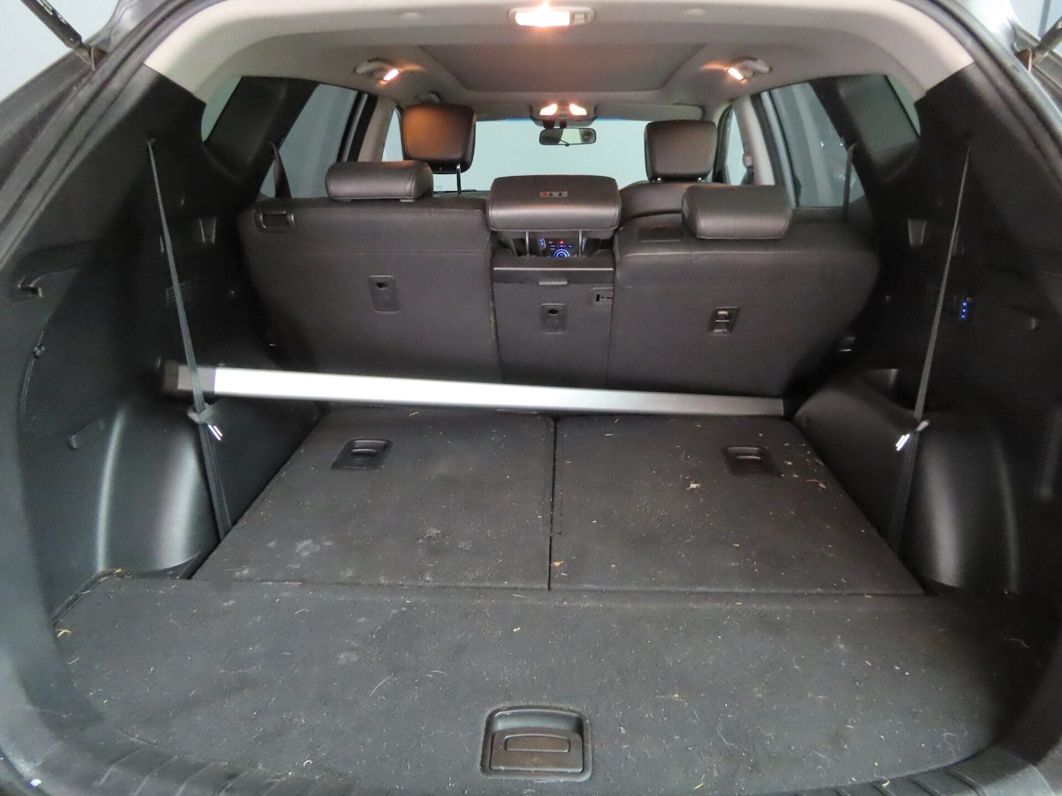 Used Hyundai Santa Fe 2014 for sale - 77663565: Photo 7