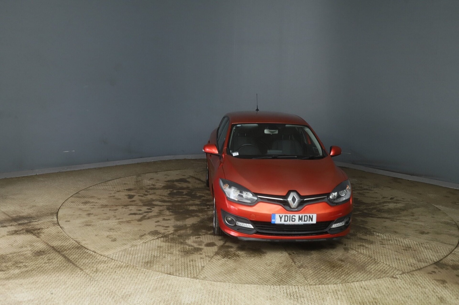 Used Renault Megane 2016 for sale - 77272454: Photo 2