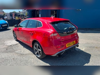 Used Volvo V40 2013 for sale - 79069395: Photo