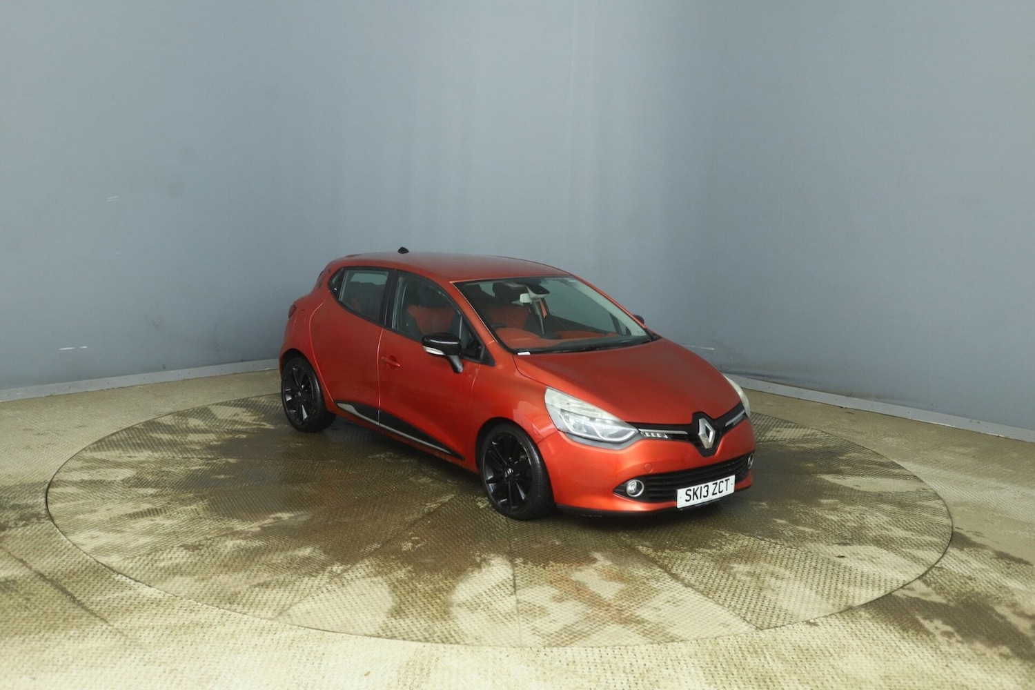 Used Renault Clio 2013 for sale - 77351310: Photo 1