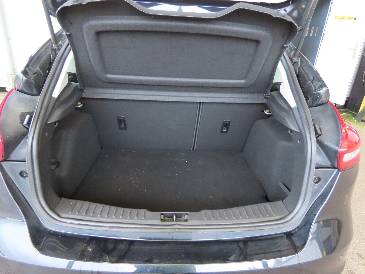 Used Ford Focus 2015 for sale - 77846668: Photo 9