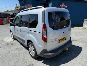 Used Ford Tourneo Connect 2014 for sale - 75426199: Photo