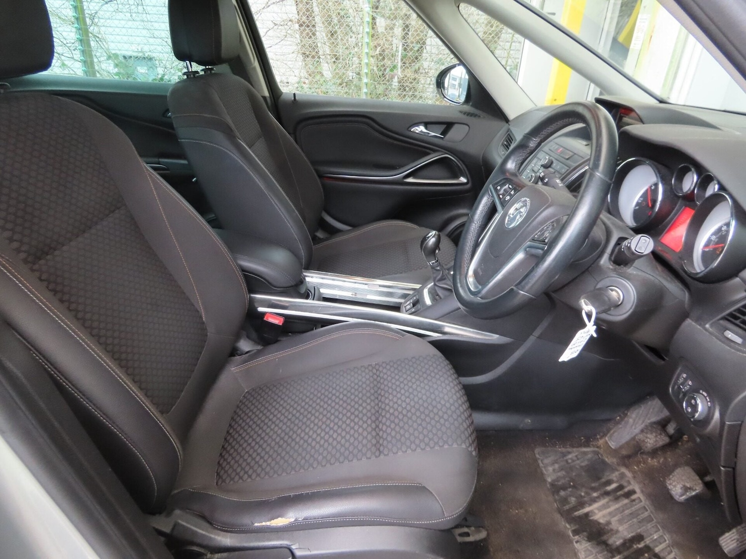 Used Vauxhall Zafira 2015 for sale - 77831875: Photo 10