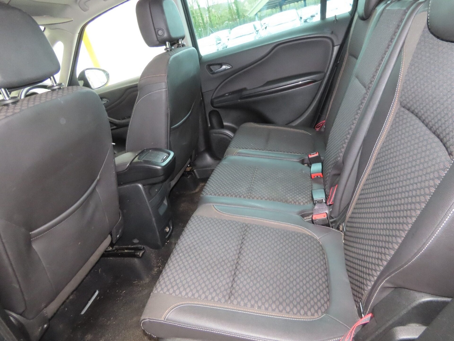 Used Vauxhall Zafira 2015 for sale - 77831875: Photo 7