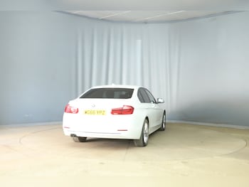 Used BMW 3 Series 2016 for sale - 79432600: Photo