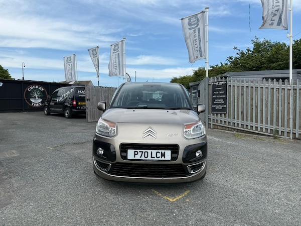 Used Citroen C3 Picasso 2010 for sale - 75426024: Photo 2