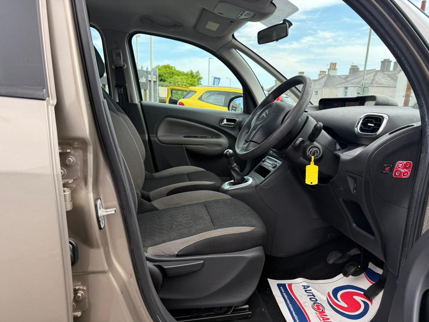 Vehicle 6