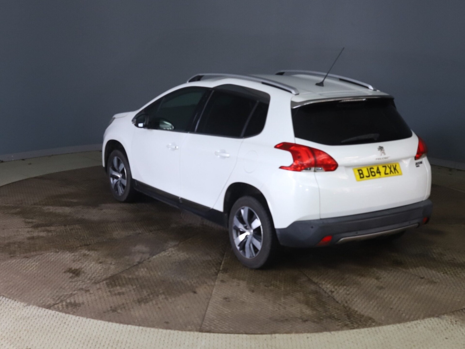 Used Peugeot 2008 2014 for sale - 77568486: Photo 5